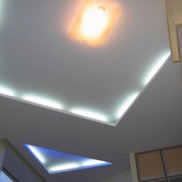 Натяжные потолки с подсветкой - новые возможности в дизайне интерьеров.